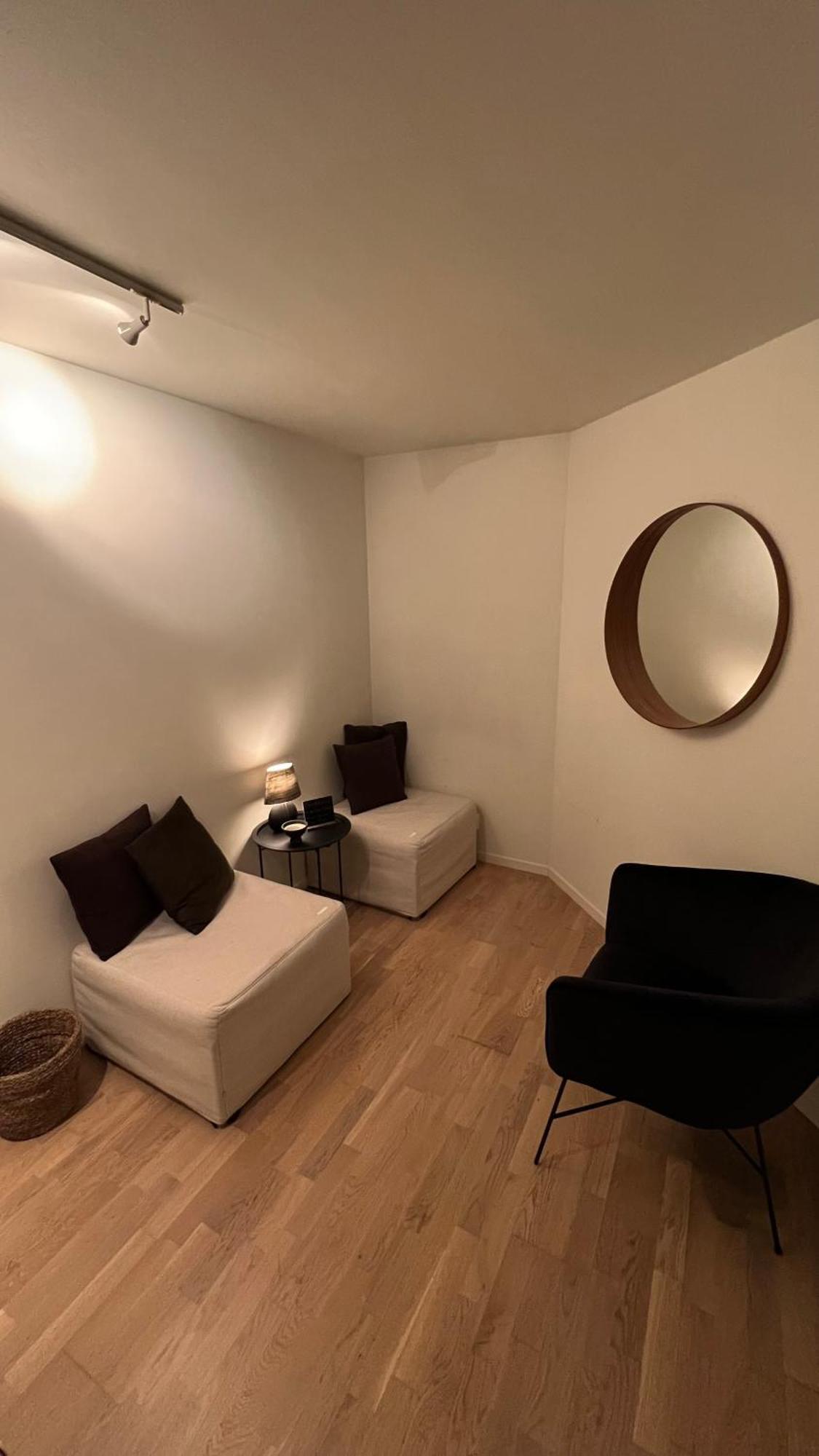 Cozy And Comfortable Flat In The Heart Of *